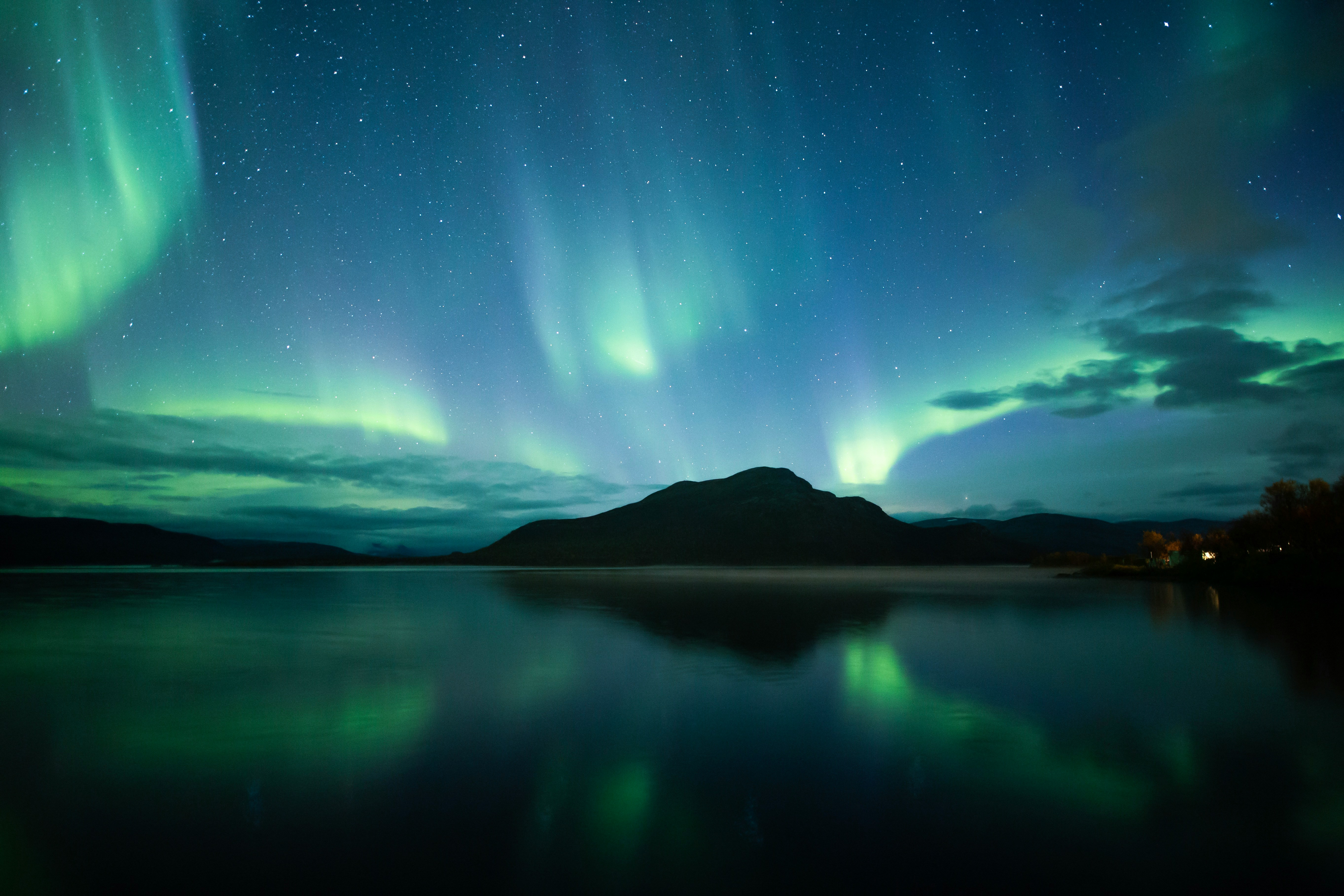 sami-matias-breilin-UZOpP-YHe9Q-unsplash